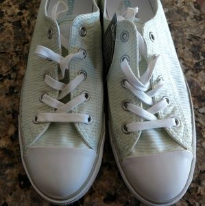 Women's Converse shoes